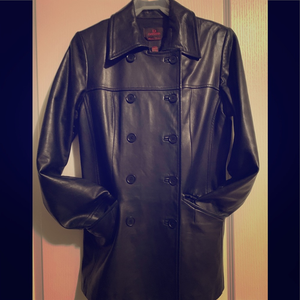 Danier Italian leather jacket size XS but fits S